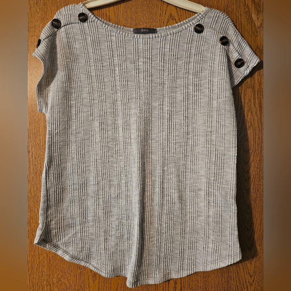 Dress tee